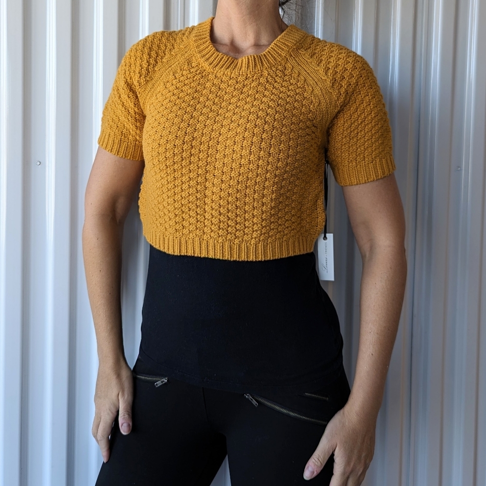 nwt LOVERS + FRIENDS cropped sweater S M